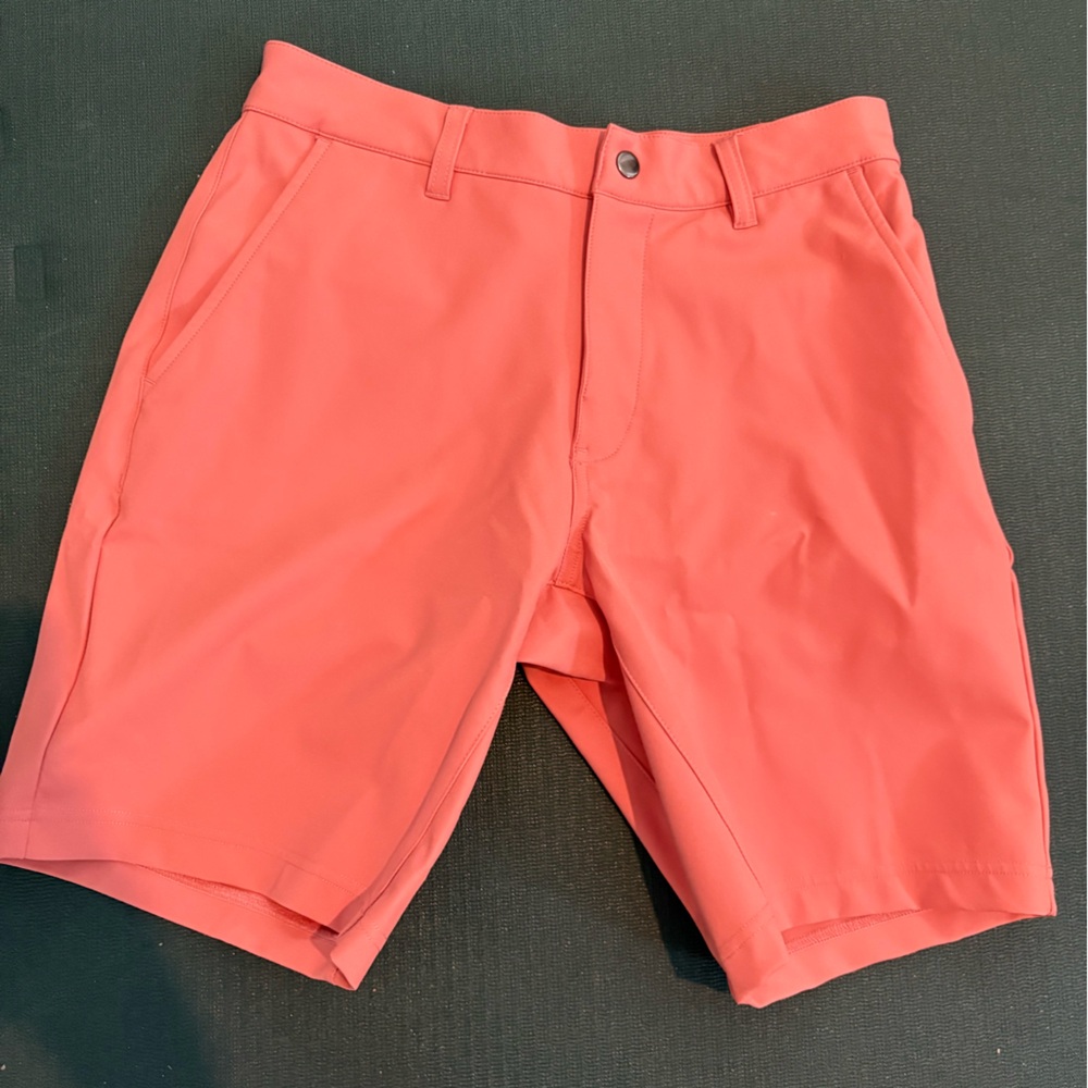 NWOT Men's Coral Shorts